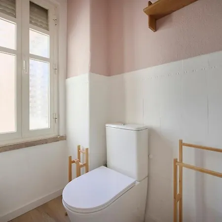 Marques De Pombal - Curated In リスボン